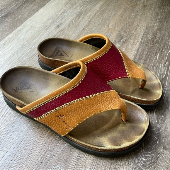 John Fluevog Shoes - Women's Tan and Red Sandals
